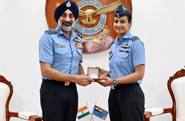 Squadron Leader Saanya becomes first woman officer to earn Category A Qualified Flying Instructor status