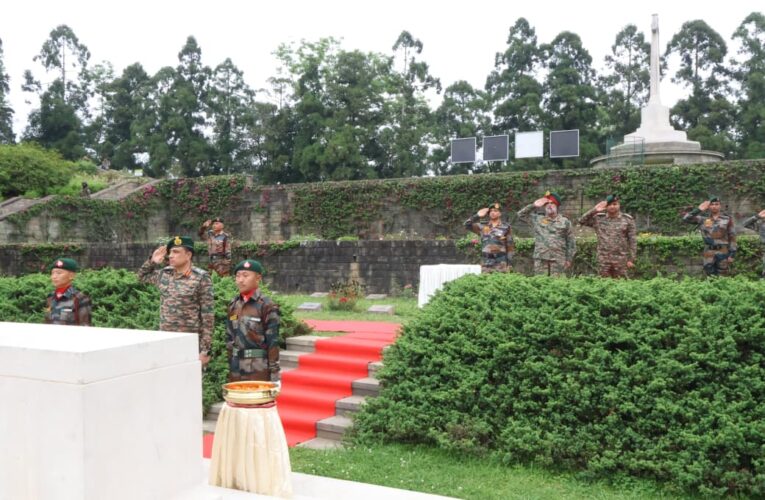 Spear Corps Commander Honors Fallen Heroes At Kohima War Cemetery In Nagaland