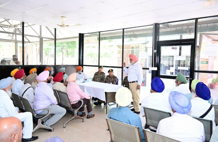 Indian Army Panther Division organizes veterans outreach program at ECHS Polyclinic in Batala