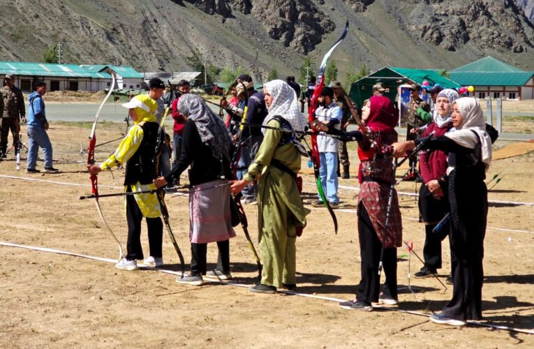 Indian Army hosts inaugural Suru Summer Carnival under Operation Sadbhavana at Khumbathang
