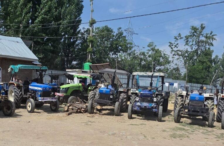 Shopian Illegal Mining Crackdown: J&K Police Seize 8 Tractors, Register FIR