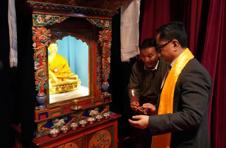 Kiren Rijiju Honors Kushok Bakula Rinpoche’s Legacy of Peace and Education in Ladakh