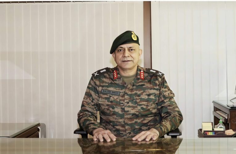 Lt Gen Balbir Singh takes over as GOC 15 Corps