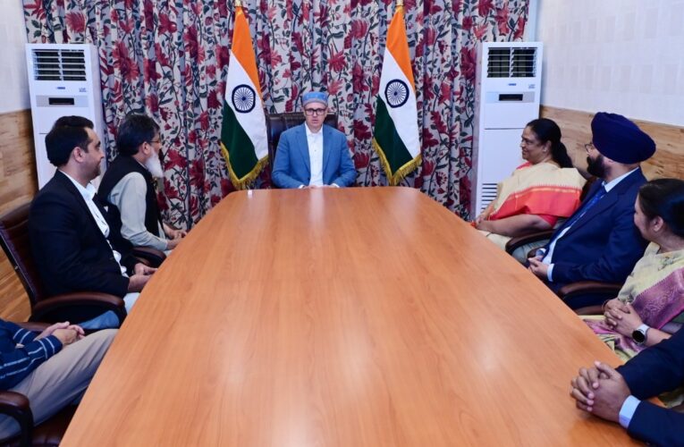 Bank of Baroda delegation meets Chief Minister Omar Abdullah to discuss expansion in Jammu and Kashmir
