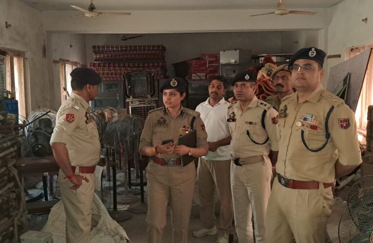 SSP Mohita Sharma Inspects District Police Lines Kathua to Boost Operational Readiness