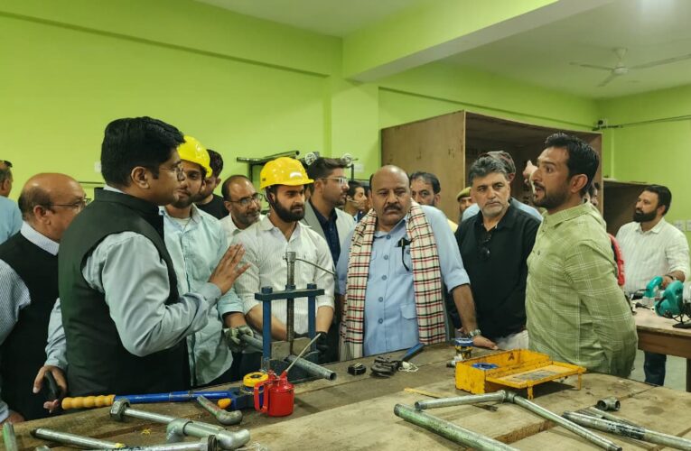 Surinder Choudhary Calls for Future Ready Skills Training in Srinagar