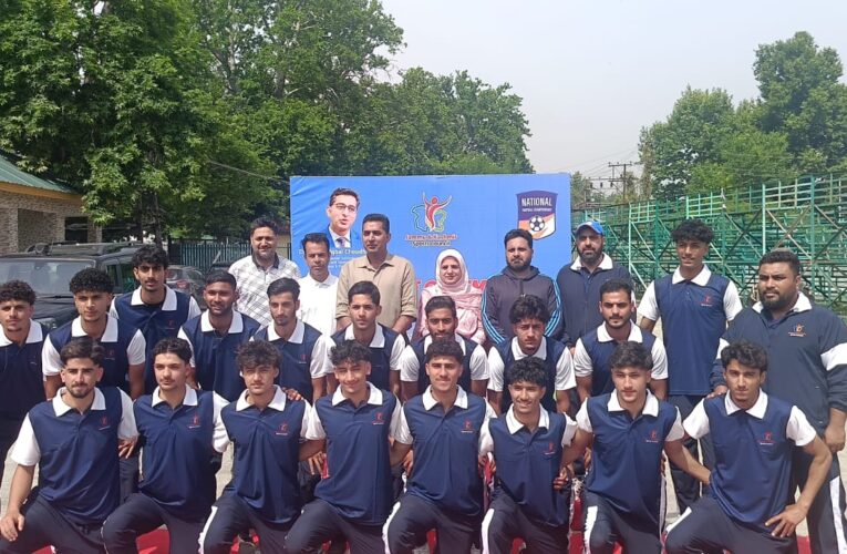 Shahid Iqbal Flags Off Jammu and Kashmir U-20 Football Team for National Championship