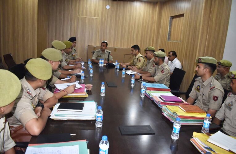 Reasi SSP Leads Crime Review Meeting and Orders Aggressive Action Against Drug Peddlers