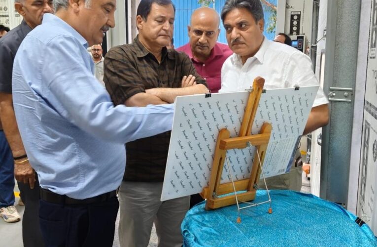Javid Dar visits Kissan Ghar, J&K agro cold storage facilities in new Delhi; reviews ongoing works, services
