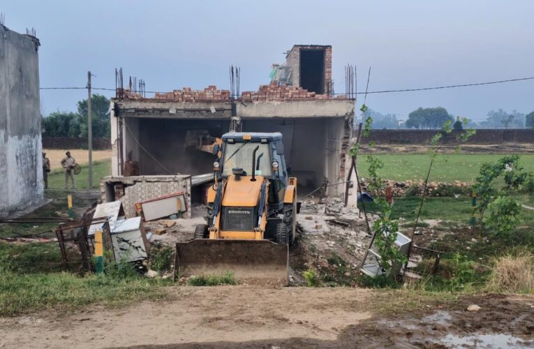 Jammu Development Authority Demolishes Illegal Structures Along Ring Road