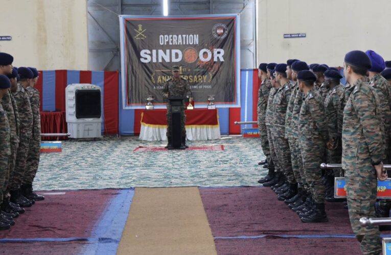White Knight Corps commander reviews air defense and drone technology integration