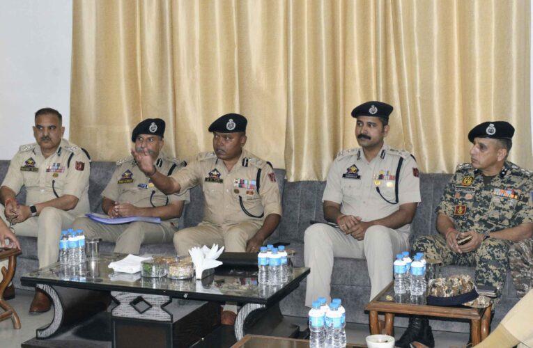 Jammu police chief chairs tri-range security meeting to enhance regional safety