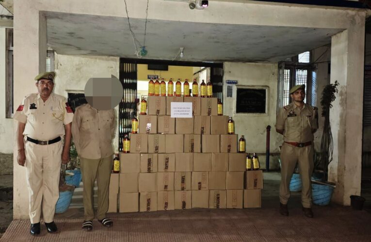 Udhampur Police seize 600 bottles of illegal liquor and arrest one bootlegger