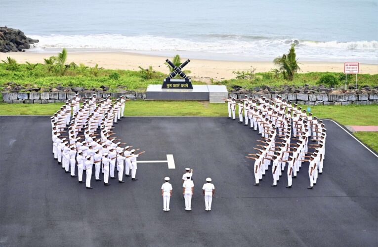 Agniveers complete gunnery qualifying course at INS Dronacharya to join Indian Navy