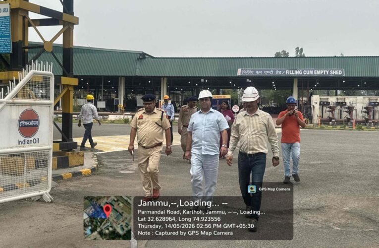 Director FCS&CA inspects FCI Godown, Indane LPG Bottling Plant
