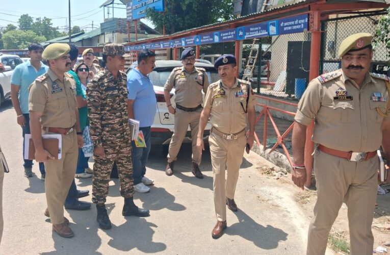Shri Amarnath ji Yatra 2026: Jammu SSP Joginder Singh Reviews Security at Bhagwati Nagar Base Camp