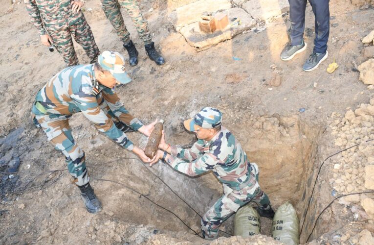 Army ammunition technical team neutralizes unexploded ordnance in Jabalpur village