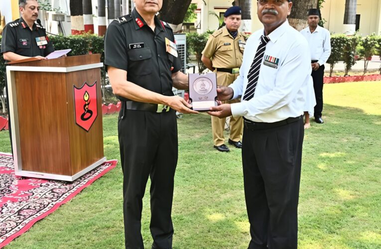 Indian Army hosts outreach event for veterans in Prayagraj