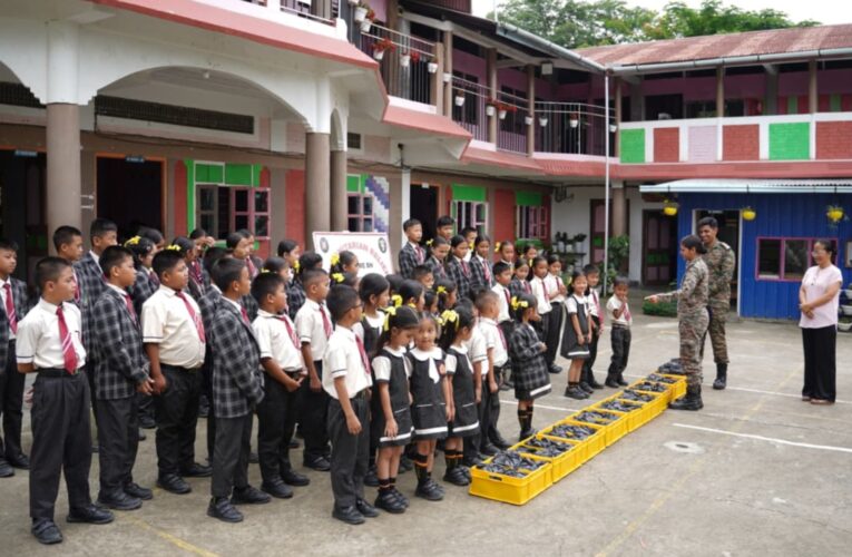 Indian Army provides humanitarian relief to students in Leimakhong Manipur