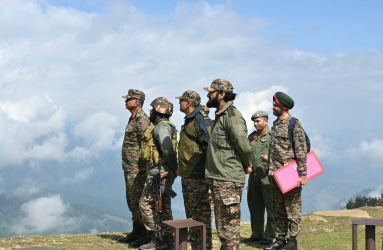 White  Knight Corps Commander reviews security and counter terrorism operations in Padri Gali