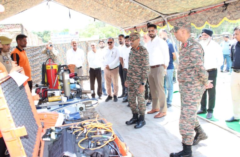 NDRF Conducts Disaster Management and Equipment Display in Rajouri