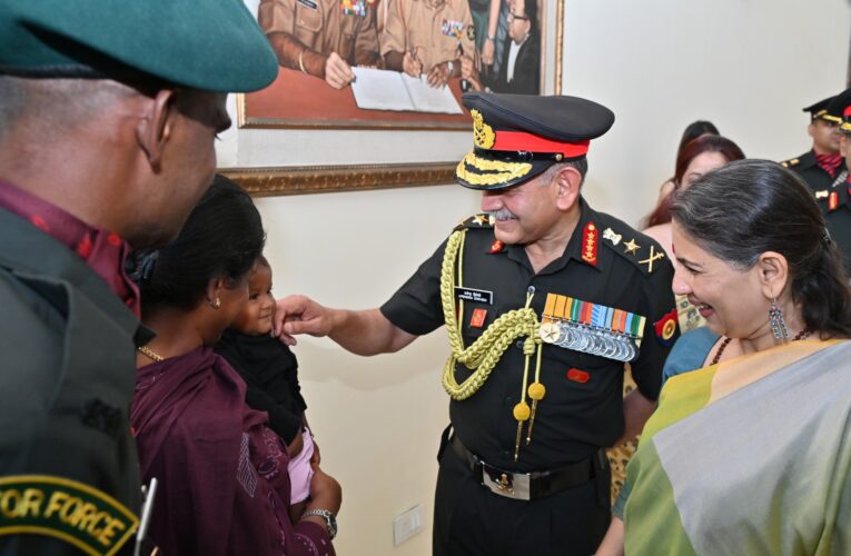 Indian Army Chief interacts with gallantry awardees at Defence Investiture Ceremony 2026