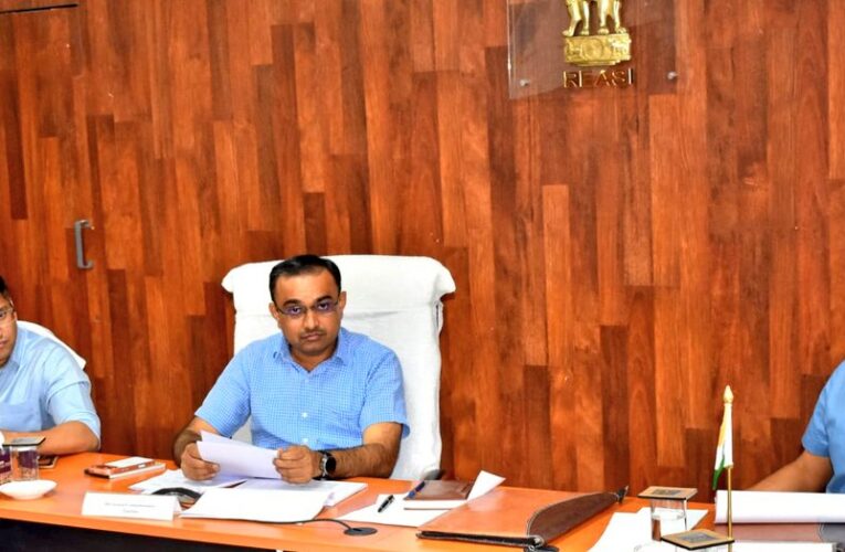 Jammu Divisional Commissioner Ramesh Kumar reviews infrastructure and pilgrim facilities at Shri Shiv Khori Shrine Board meeting