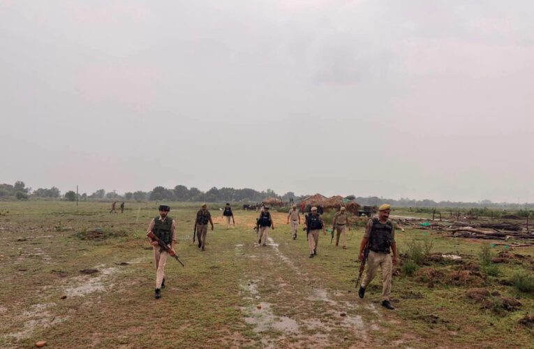 Jammu Police intensifies security with search operation in Khour border area
