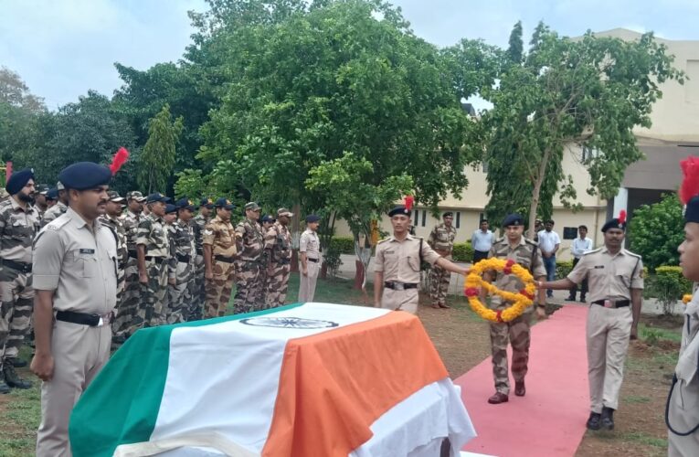 CISF Personnel Bid Farewell to Retired K9 Warrior Monty at Bhopal Airport