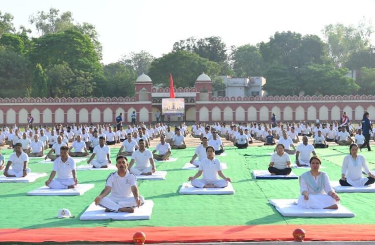 Border Security Force Organizes Yoga Session in Jammu for International Yoga Day
