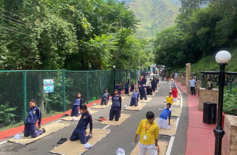 National Cadet Corps Cadets Perform Yoga at Kaman Aman Setu in Uri to Mark International Yoga Day