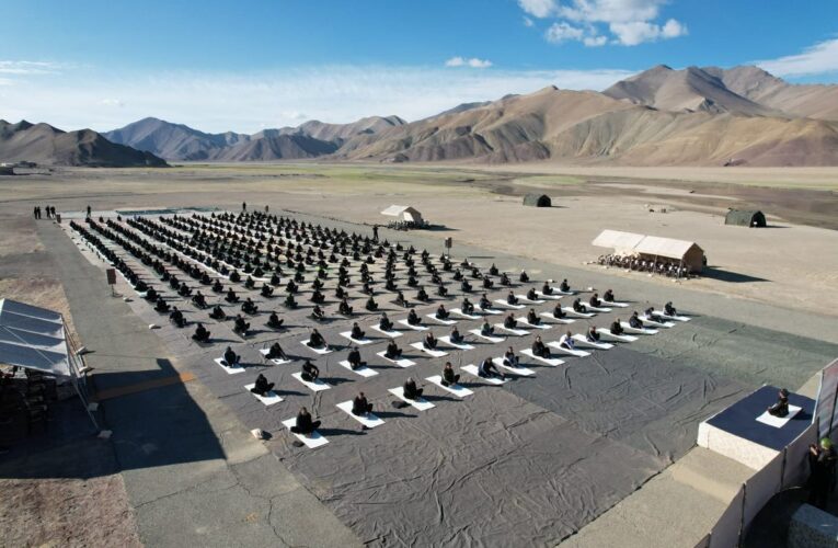 Snow Leopard Brigade Soldiers Mark International Yoga Day in High Altitude Nyoma Ladakh