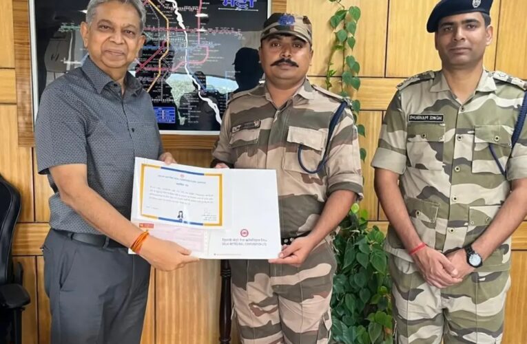 Delhi metro security team honored for stopping cable theft