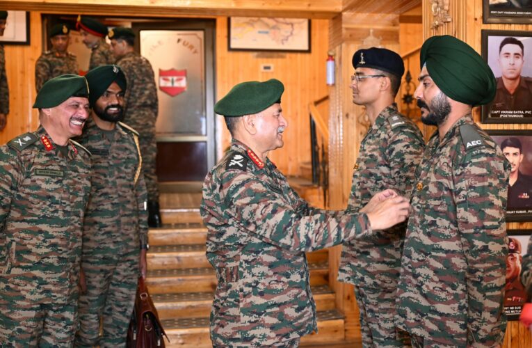 Army Chief General Upendra Dwivedi Reviews Operational Preparedness and Combat Readiness in Ladakh