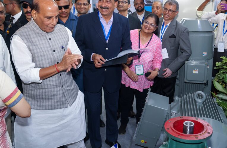Vibrant Gujarat Regional Conference 2026: Rajnath Singh Calls on Regional Industries to Fuel India’s ‘Viksit Bharat’ Vision