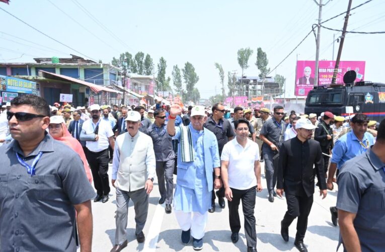 Lieutenant Governor Manoj Sinha leads Drug Free Jammu and Kashmir Padyatra in Kulgam