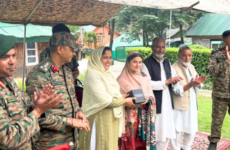GOC 28 Div Honours Women Changemakers of Karnah, Celebrates Spirit of Nari Shakti