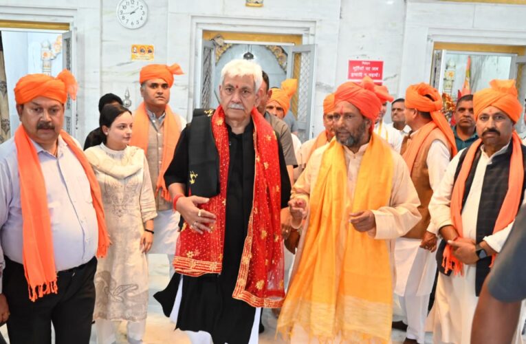 Manoj Sinha visits historic Gauri Shankar Mandir in Kishtwar