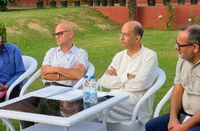 Municipal Workers Union Jammu delegation calls on Advisor Nasir Aslam Wani