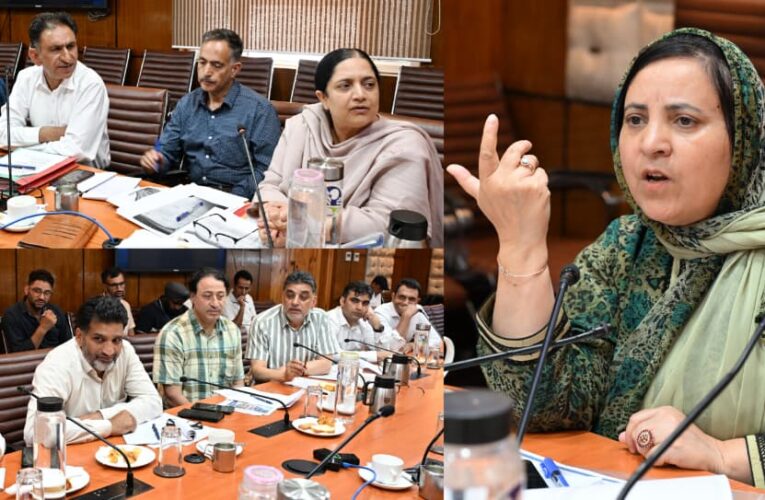 Minister Sakeena Itoo reviews health infrastructure projects in Srinagar and Pahalgam