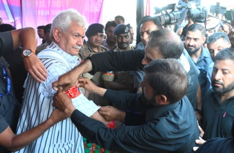 Manoj Sinha joins Ashura procession in Srinagar