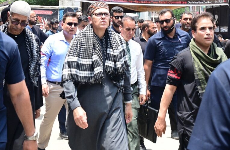 Omar Abdullah joins Ashura mourners at Zadibal in Srinagar