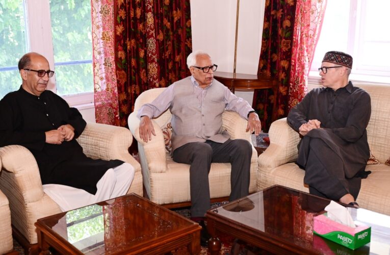 Omar Abdullah meets former JK Governor NN Vohra in Srinagar