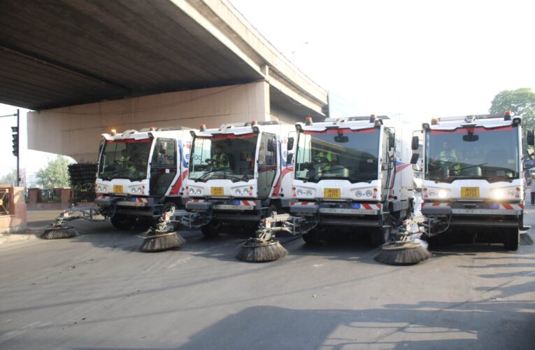 Jammu Municipal Corporation deploys advanced sweeping machines to boost sanitation for Amarnath Yatra
