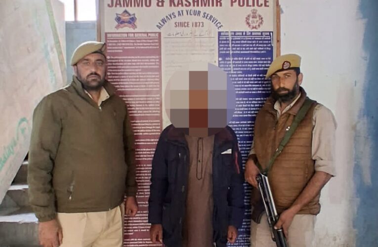 Ganderbal police arrest fraudster offering fake Amarnath Yatra facilitation