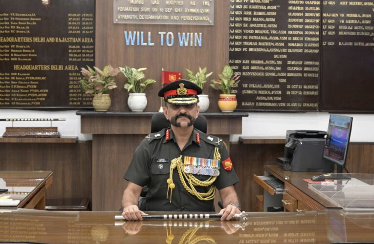 Lt Gen Rajesh Sethi Assumes Command of Delhi Area