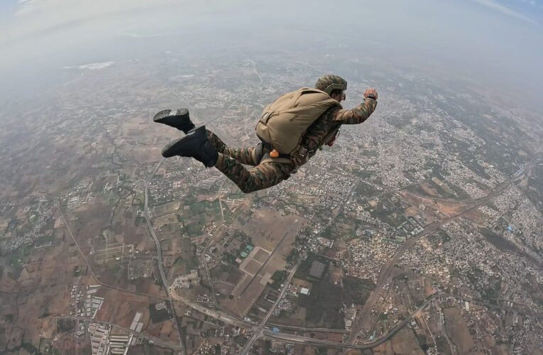 Indian Army Shatrujeet Brigade paratroopers complete advanced combat free fall training