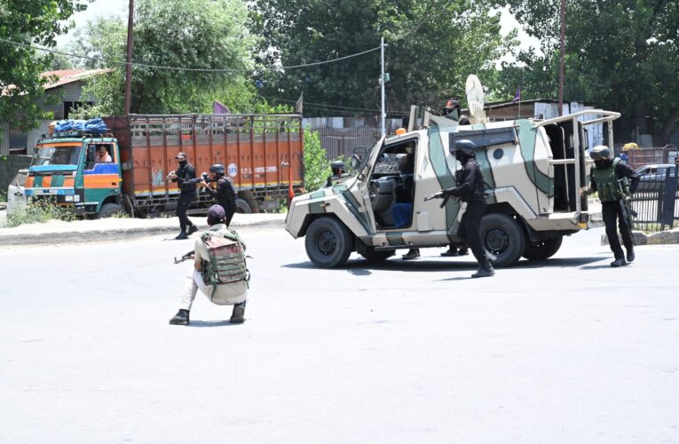 Srinagar Police conduct mock drill to ensure security for Shri Amarnath ji Yatra
