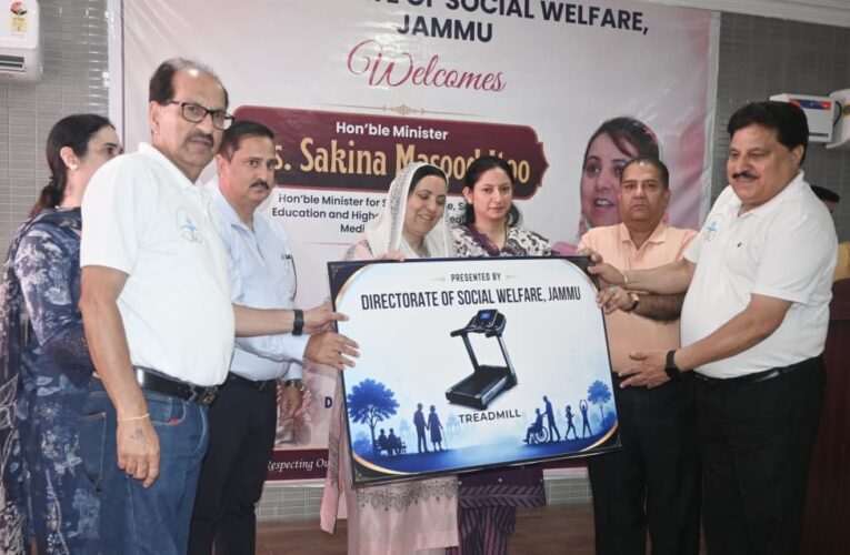 Prioritizing Dignity: Sakeena Itoo Champions Senior Citizen Welfare and Enhanced Care Facilities in Jammu