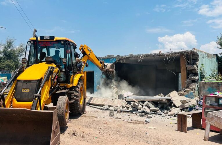 J&K Drug Crackdown: Rs 20 Lakh Narco-Property of Accused Karan Pathi Demolished in Udhampur